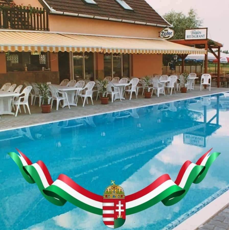 Tabàn Vendégház Balatonlelle Exterior foto